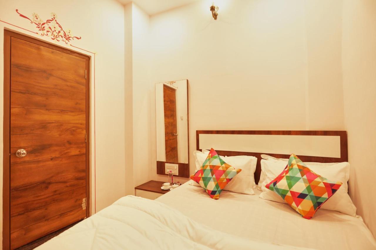 Neev Haweli Hotel Udaipur Exterior photo